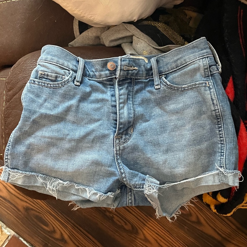 Hollister High Rise Denim Shorts Medium Wash